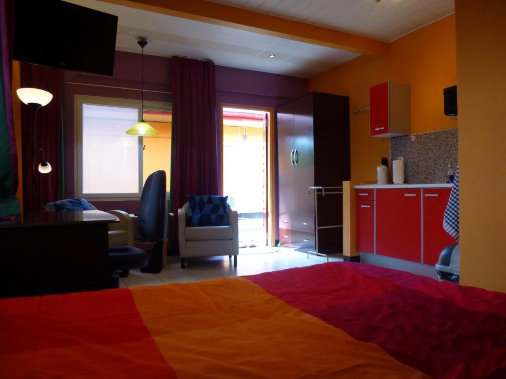 Kekemba Apartments Парамарибо Номер фото